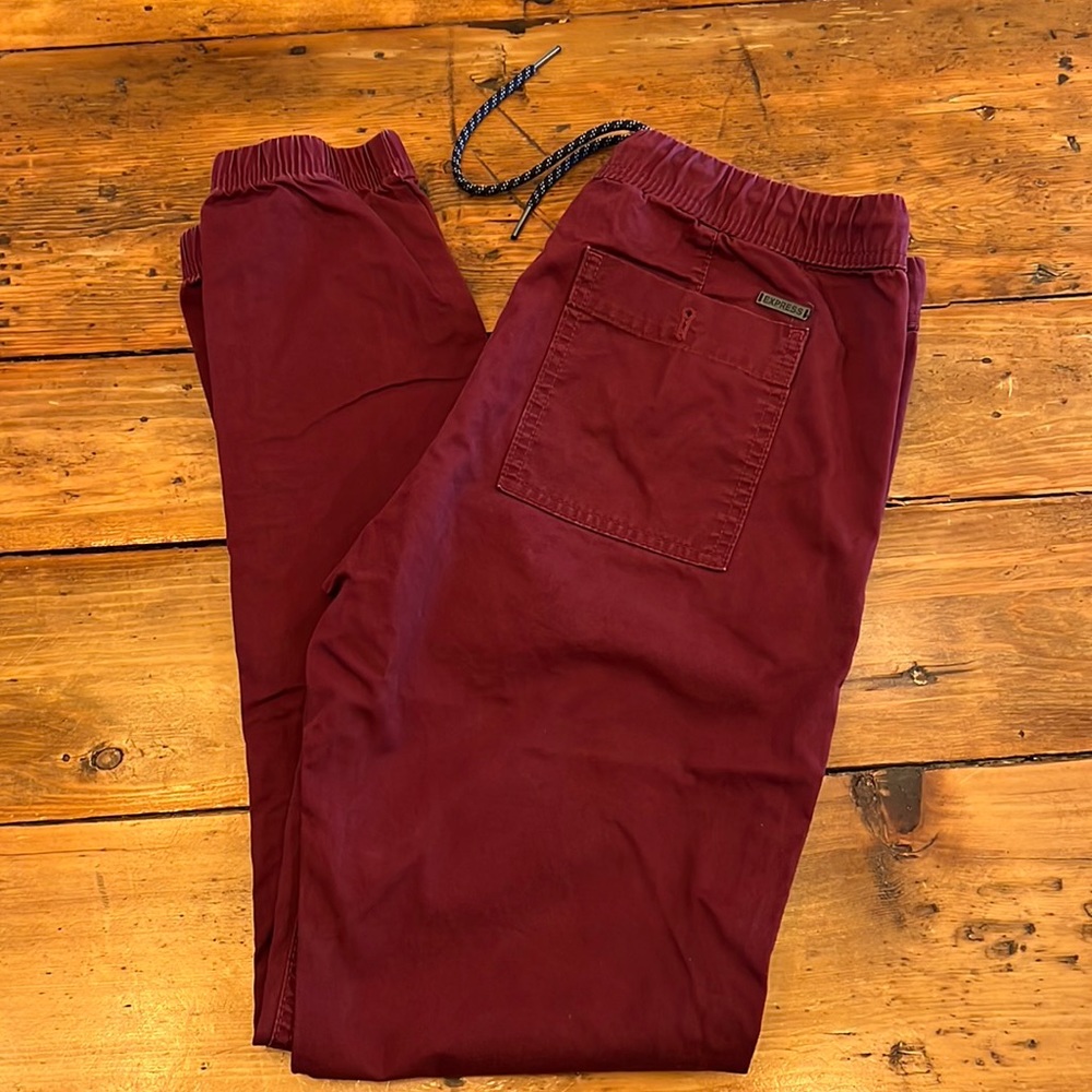 🏃 Men’s Express chino style jogger pants, burgundy wine w elastic waist & cuffs